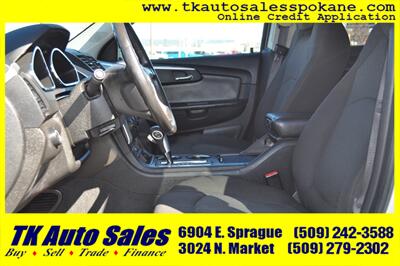 2012 Chevrolet Traverse LT - Photo 9 - Spokane, WA 99212