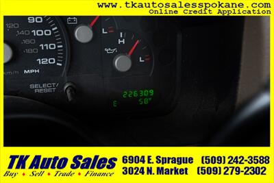 2004 Ford Explorer XLT   - Photo 15 - Spokane, WA 99212