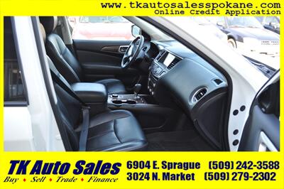 2018 Nissan Pathfinder Platinum   - Photo 10 - Spokane, WA 99212