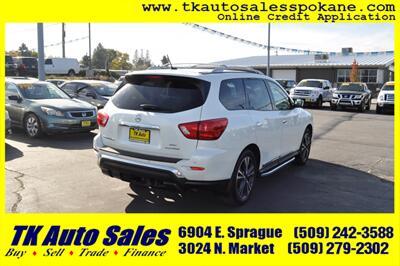 2018 Nissan Pathfinder Platinum   - Photo 5 - Spokane, WA 99212