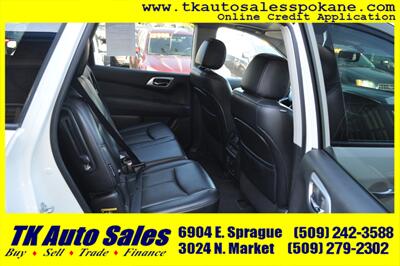2018 Nissan Pathfinder Platinum   - Photo 11 - Spokane, WA 99212