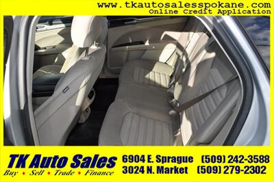 2019 Ford Fusion SE   - Photo 10 - Spokane, WA 99212