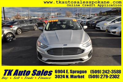 2019 Ford Fusion SE   - Photo 2 - Spokane, WA 99212
