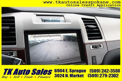 2011 Cadillac Escalade ESV Premium   - Photo 15 - Spokane, WA 99212