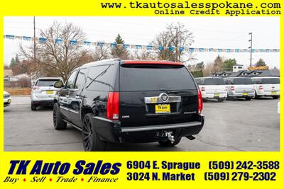 2011 Cadillac Escalade ESV Premium   - Photo 7 - Spokane, WA 99212