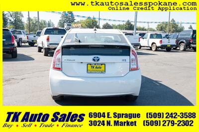 2013 Toyota Prius Three   - Photo 6 - Spokane, WA 99212