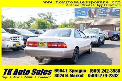 1998 Lexus ES 300   - Photo 5 - Spokane, WA 99212