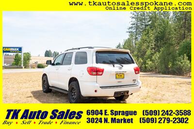 2017 Toyota Sequoia SR5   - Photo 7 - Spokane, WA 99212