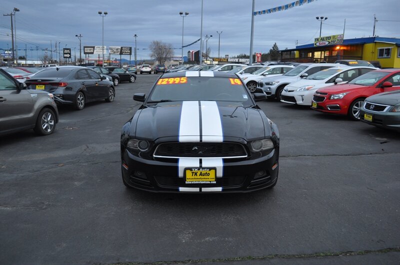 2014 Ford Mustang V6  