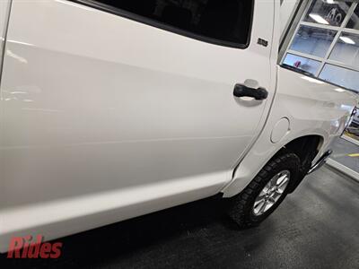 2019 Toyota Tundra SR5   - Photo 8 - Bismarck, ND 58503