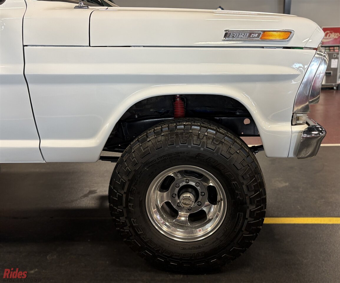 1971 Ford F-250 HIGHBOY   - Photo 32 - Bismarck, ND 58503