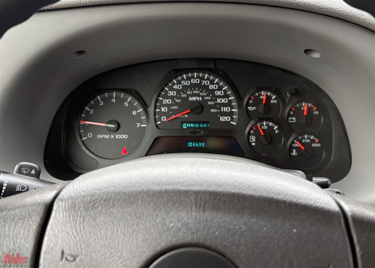 2005 Chevrolet Trailblazer LS   - Photo 6 - Bismarck, ND 58503