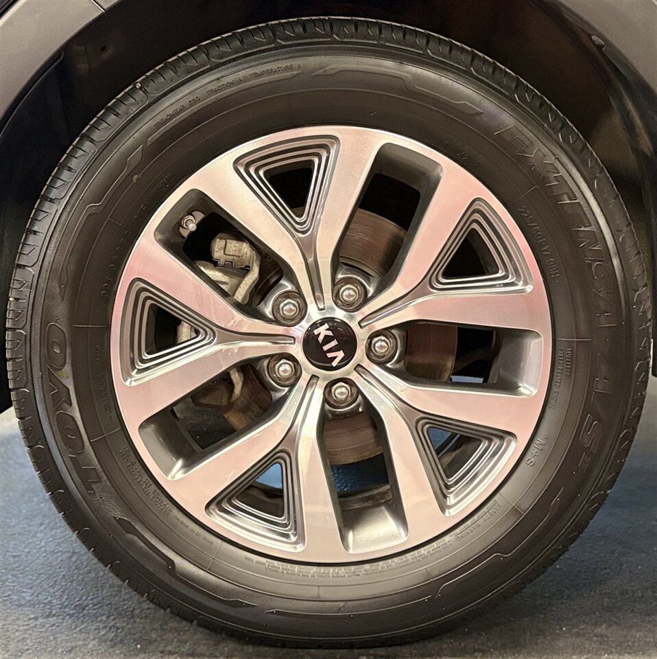 2015 Kia Sportage LX   - Photo 6 - Bismarck, ND 58503