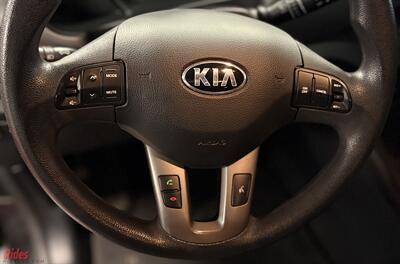2015 Kia Sportage LX   - Photo 18 - Bismarck, ND 58503