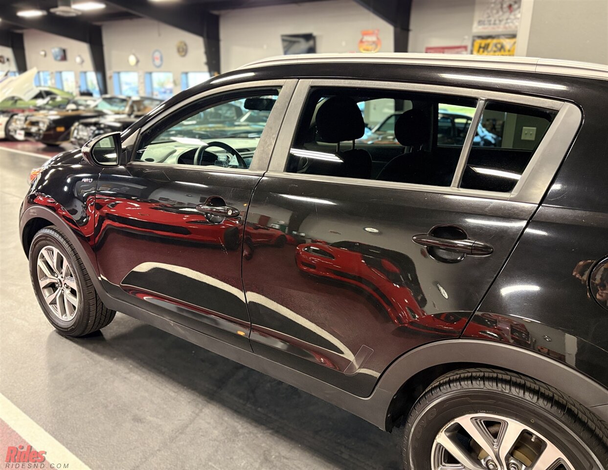 2015 Kia Sportage LX   - Photo 8 - Bismarck, ND 58503