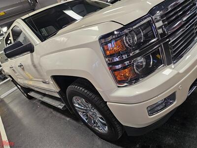 2015 Chevrolet Silverado 1500 High Country   - Photo 17 - Bismarck, ND 58503