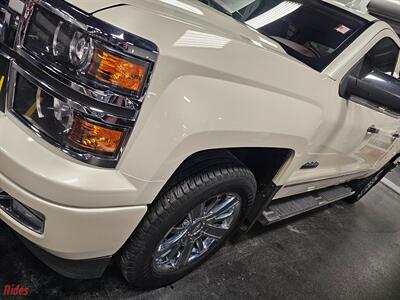 2015 Chevrolet Silverado 1500 High Country   - Photo 3 - Bismarck, ND 58503