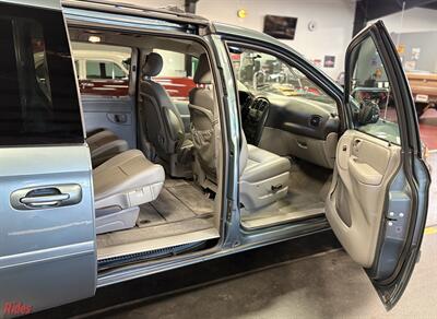 2007 Dodge Grand Caravan SXT   - Photo 47 - Bismarck, ND 58503