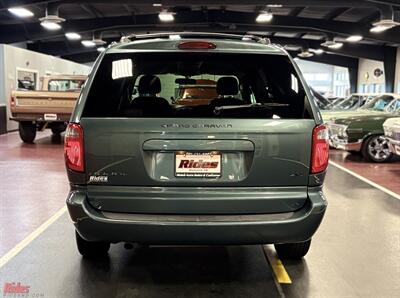 2007 Dodge Grand Caravan SXT   - Photo 34 - Bismarck, ND 58503