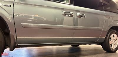 2007 Dodge Grand Caravan SXT   - Photo 9 - Bismarck, ND 58503