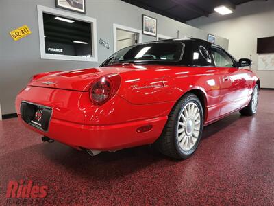 2004 Ford Thunderbird Deluxe   - Photo 13 - Bismarck, ND 58503