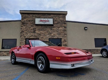 1985 Pontiac Firebird Trans Am  Auto Form - Photo 1 - Bismarck, ND 58503