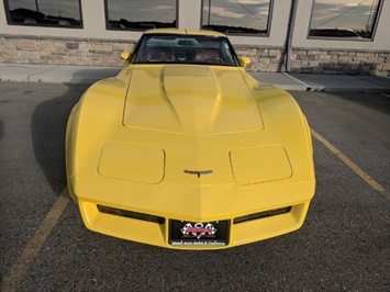 1981 Chevrolet Corvette   - Photo 2 - Bismarck, ND 58503