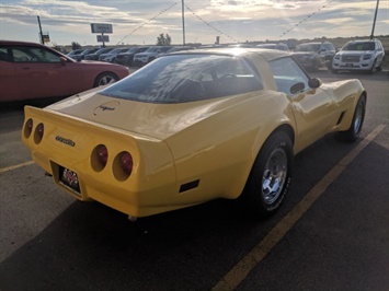 1981 Chevrolet Corvette   - Photo 8 - Bismarck, ND 58503