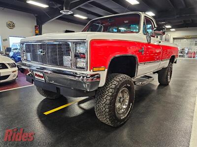 1987 Chevrolet V10 Silverado   - Photo 1 - Bismarck, ND 58503