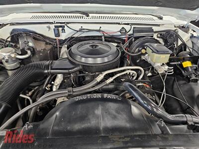 1987 Chevrolet V10 Silverado   - Photo 40 - Bismarck, ND 58503