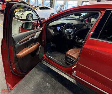 2023 Cadillac XT5 Premium Luxury   - Photo 8 - Bismarck, ND 58503