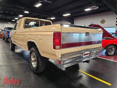 1984 Ford F-250 XL   - Photo 10 - Bismarck, ND 58503