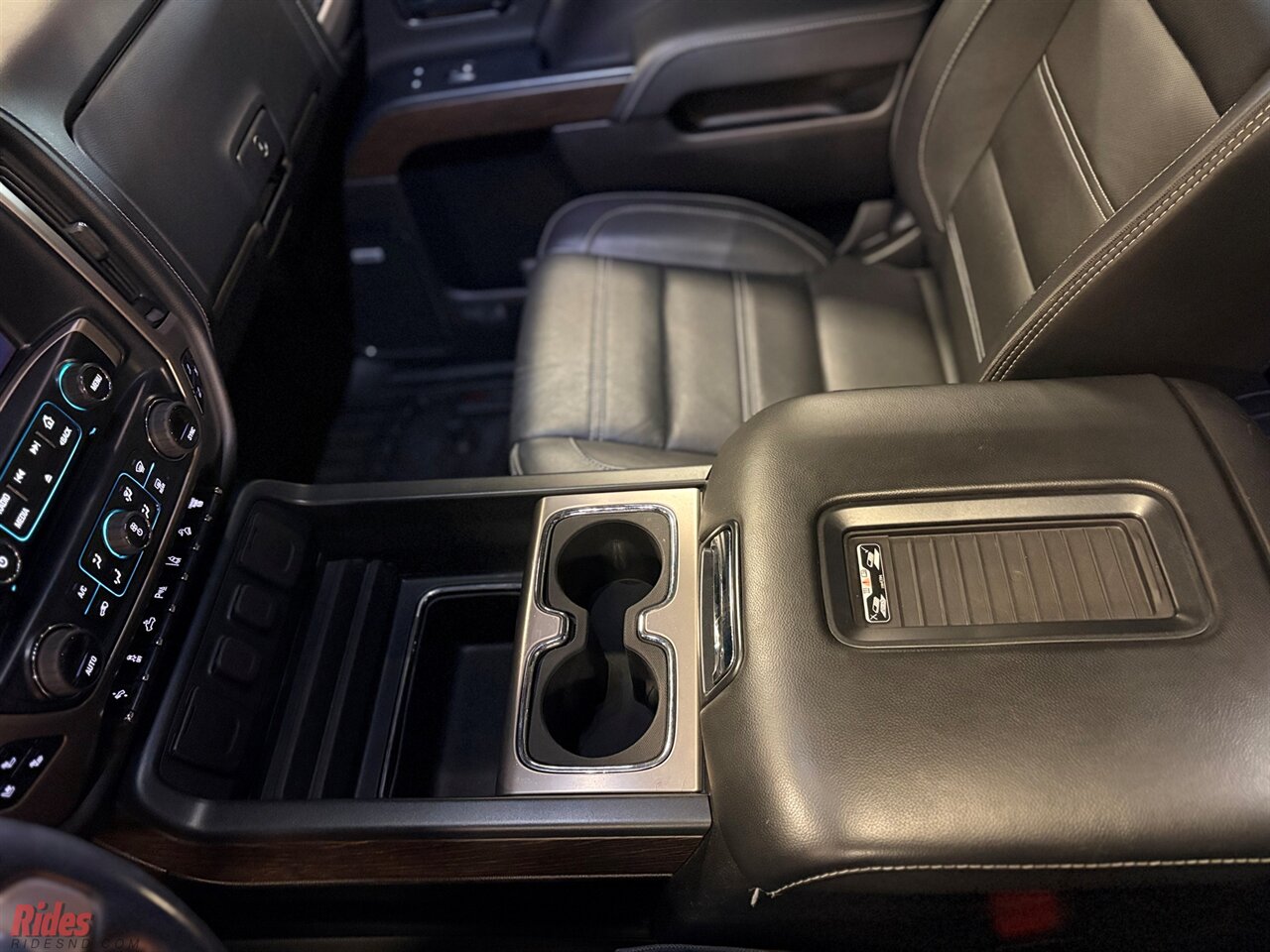 2019 GMC Sierra 3500HD Denali   - Photo 76 - Bismarck, ND 58503