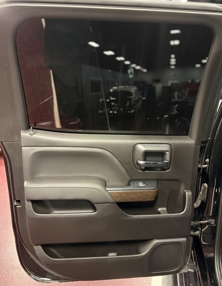 2019 GMC Sierra 3500HD Denali   - Photo 21 - Bismarck, ND 58503