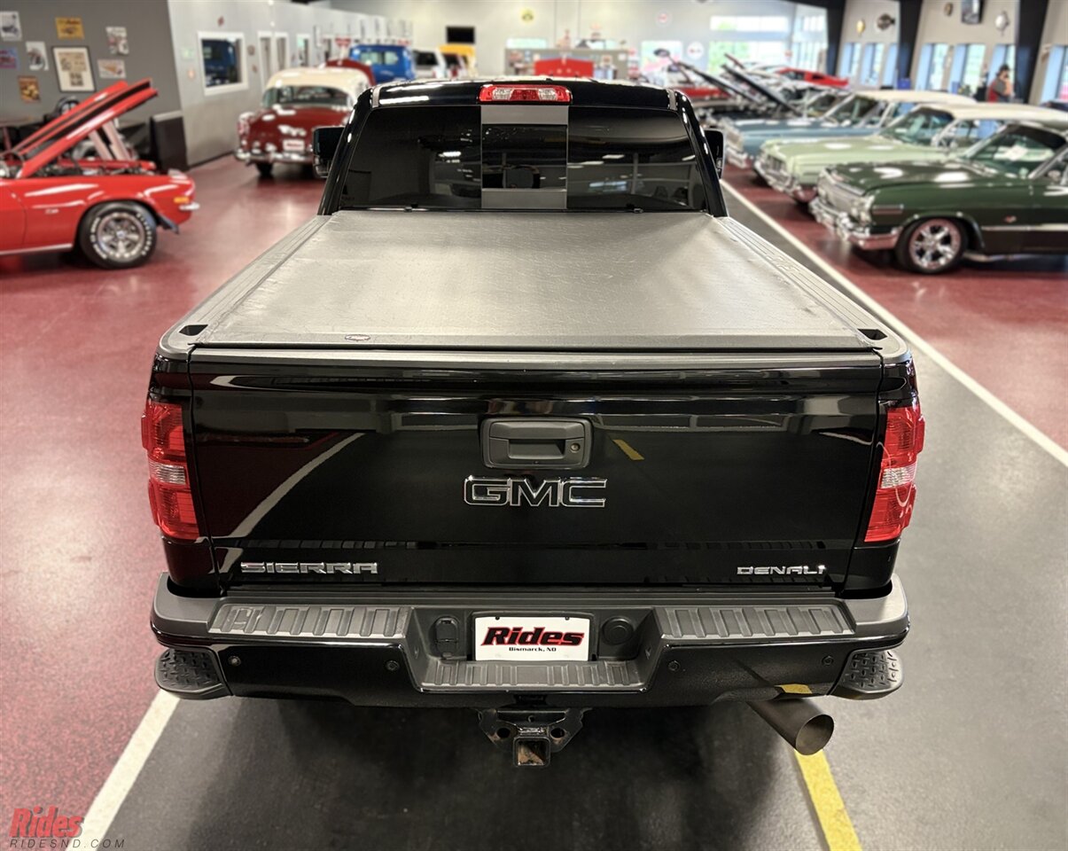 2019 GMC Sierra 3500HD Denali   - Photo 32 - Bismarck, ND 58503