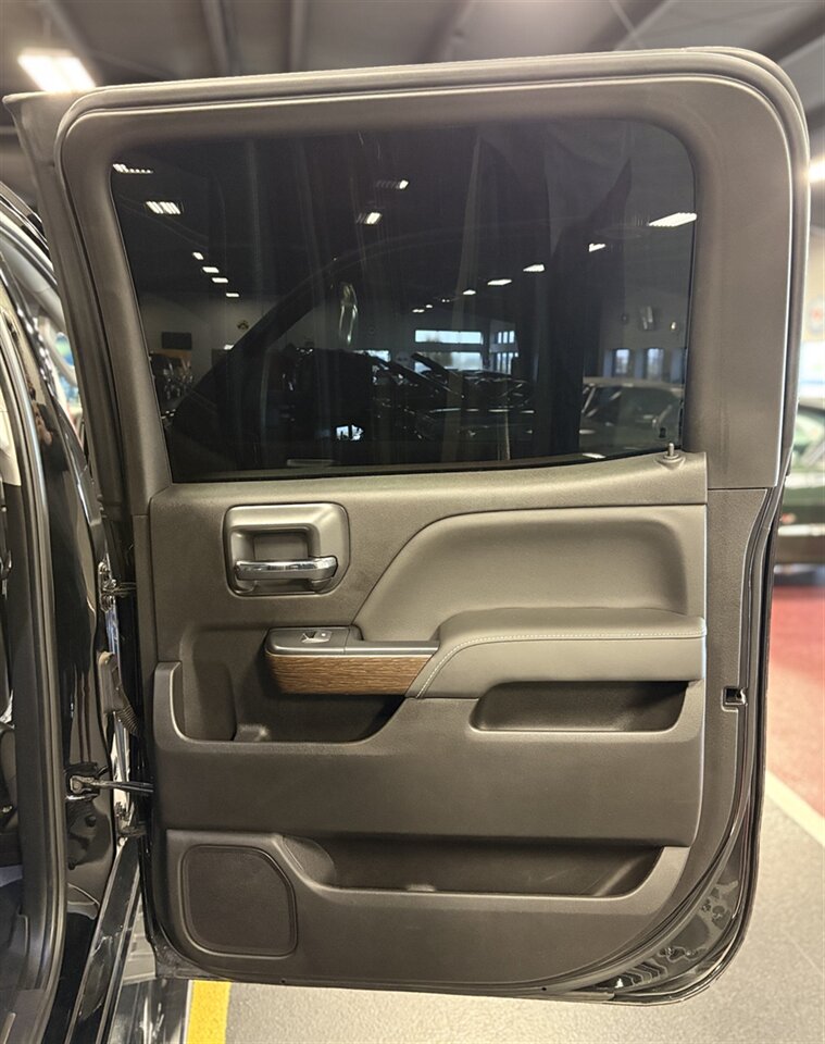 2019 GMC Sierra 3500HD Denali   - Photo 47 - Bismarck, ND 58503