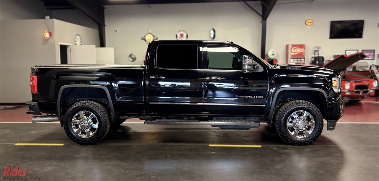 2019 GMC Sierra 3500HD Denali   - Photo 42 - Bismarck, ND 58503