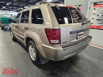 2005 Jeep Grand Cherokee Laredo   - Photo 8 - Bismarck, ND 58503