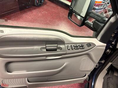 2004 Ford Excursion XLT   - Photo 12 - Bismarck, ND 58503