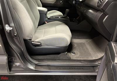 2022 Toyota Tacoma SR V6   - Photo 38 - Bismarck, ND 58503