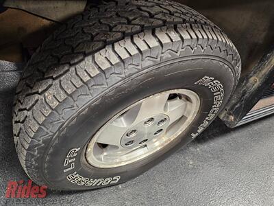 1994 Chevrolet K1500 Silverado   - Photo 4 - Bismarck, ND 58503