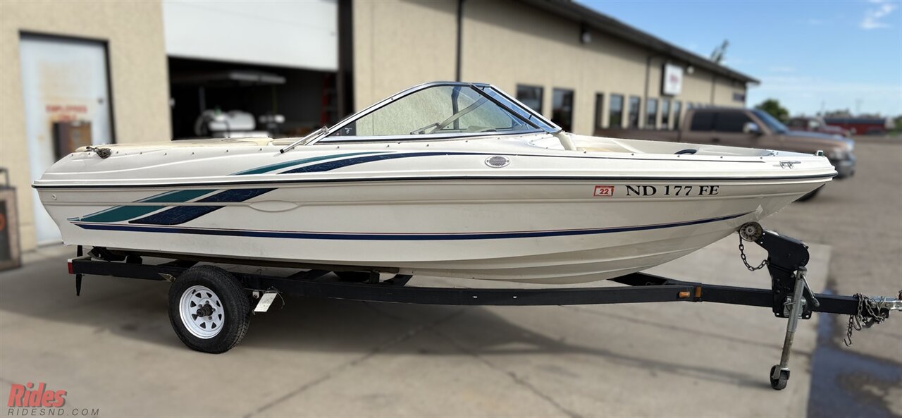 1999 SEA RAY 180 Runabout   - Photo 8 - Bismarck, ND 58503