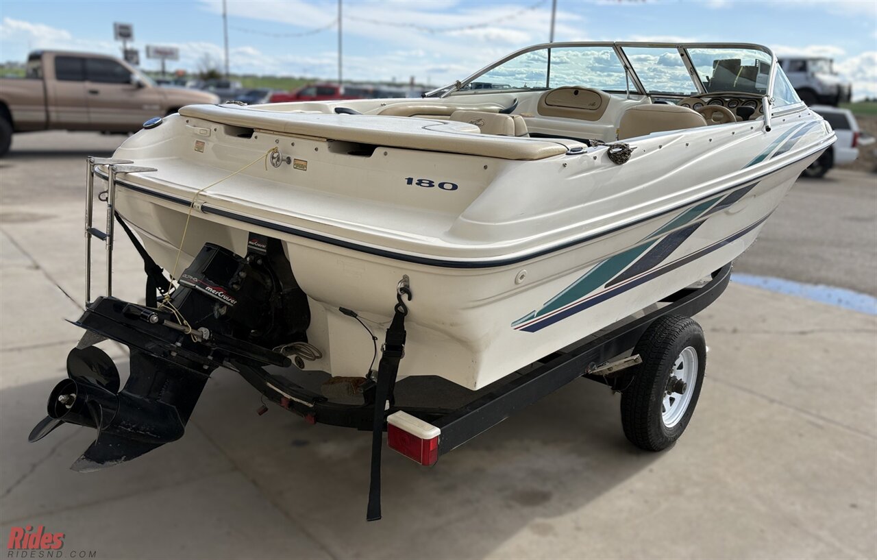1999 SEA RAY 180 Runabout   - Photo 7 - Bismarck, ND 58503