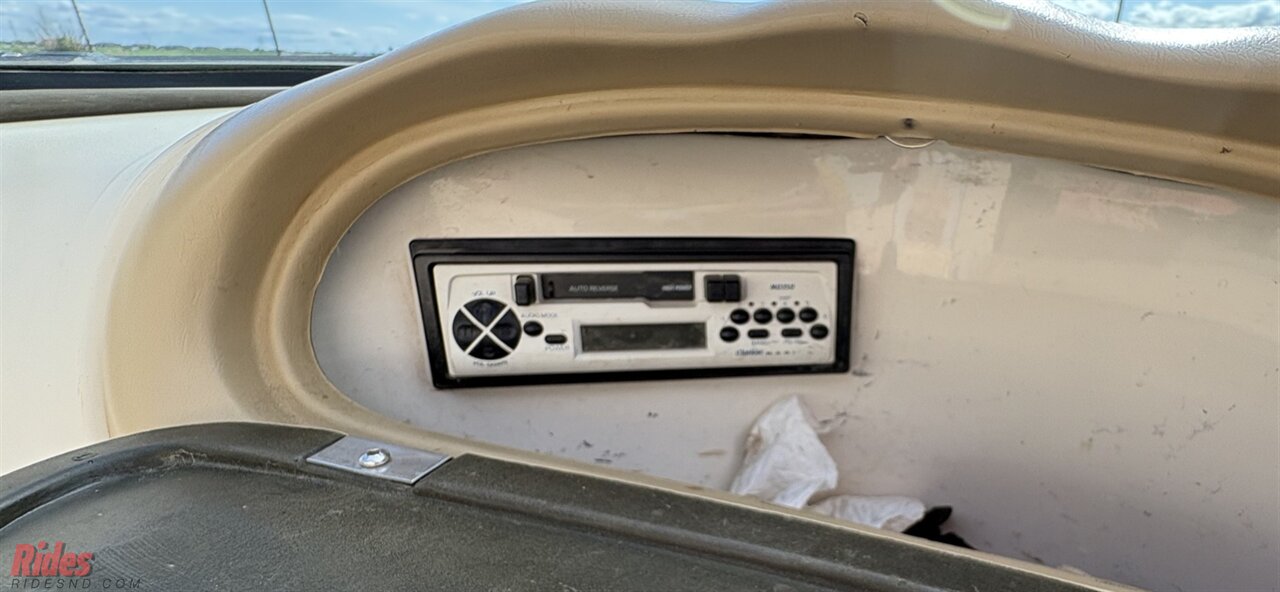 1999 SEA RAY 180 Runabout   - Photo 16 - Bismarck, ND 58503