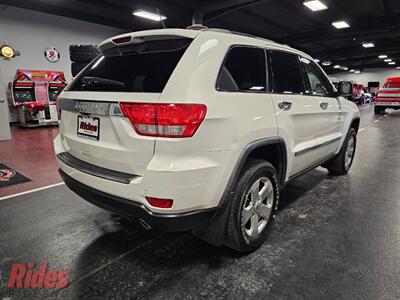 2011 Jeep Grand Cherokee Limited   - Photo 11 - Bismarck, ND 58503