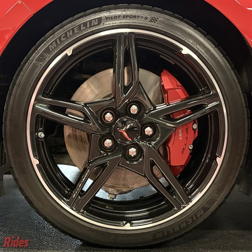 2022 Chevrolet Corvette Stingray   - Photo 8 - Bismarck, ND 58503