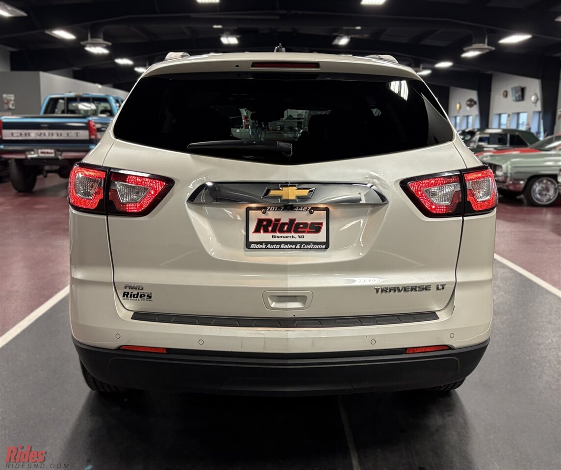 2013 Chevrolet Traverse LT   - Photo 19 - Bismarck, ND 58503