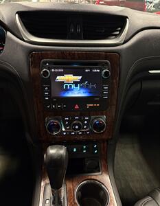 2013 Chevrolet Traverse LT   - Photo 35 - Bismarck, ND 58503