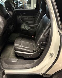 2013 Chevrolet Traverse LT   - Photo 11 - Bismarck, ND 58503