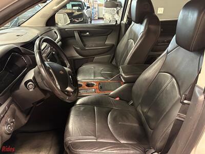 2013 Chevrolet Traverse LT   - Photo 8 - Bismarck, ND 58503